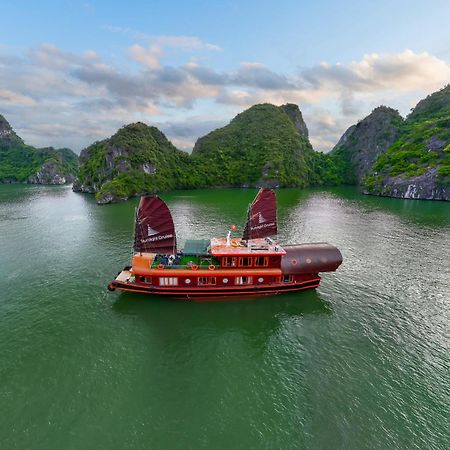 Sunlight Boutique Cruise - Cat Ba Island Ξενοδοχείο Χα Λονγκ Εξωτερικό φωτογραφία